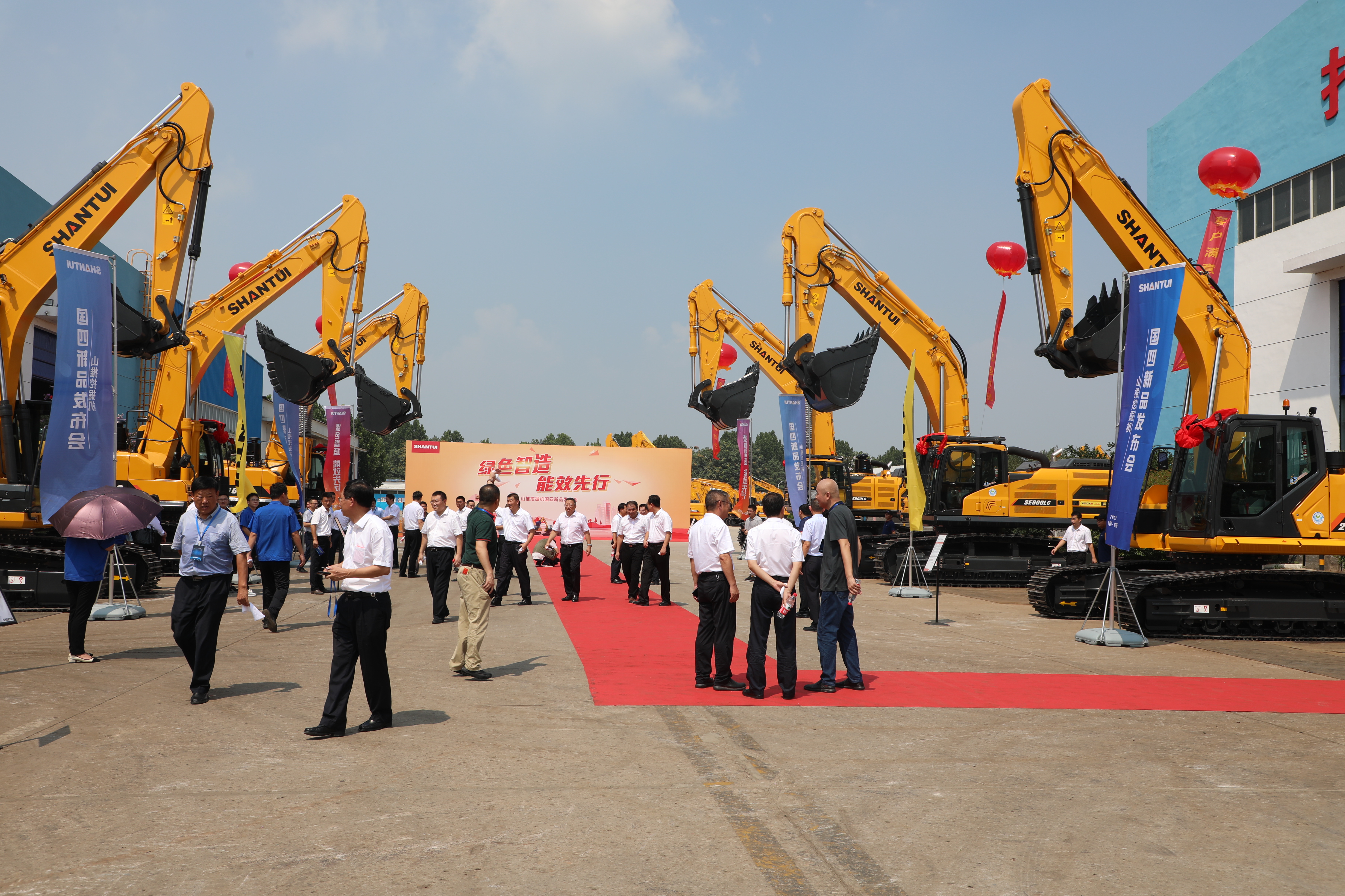 參觀.jpg 參觀.jpg