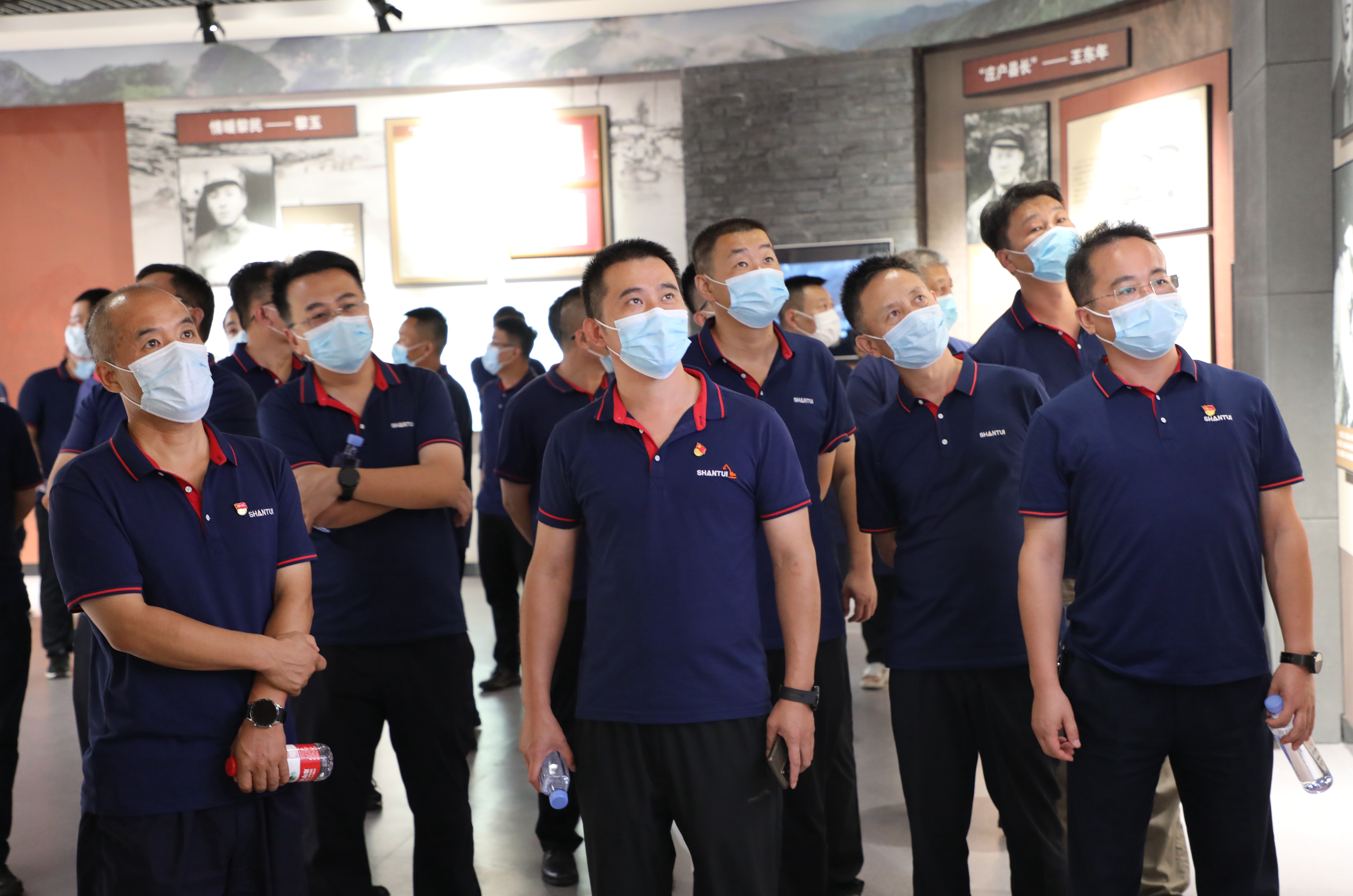 參觀.jpg 參觀.jpg