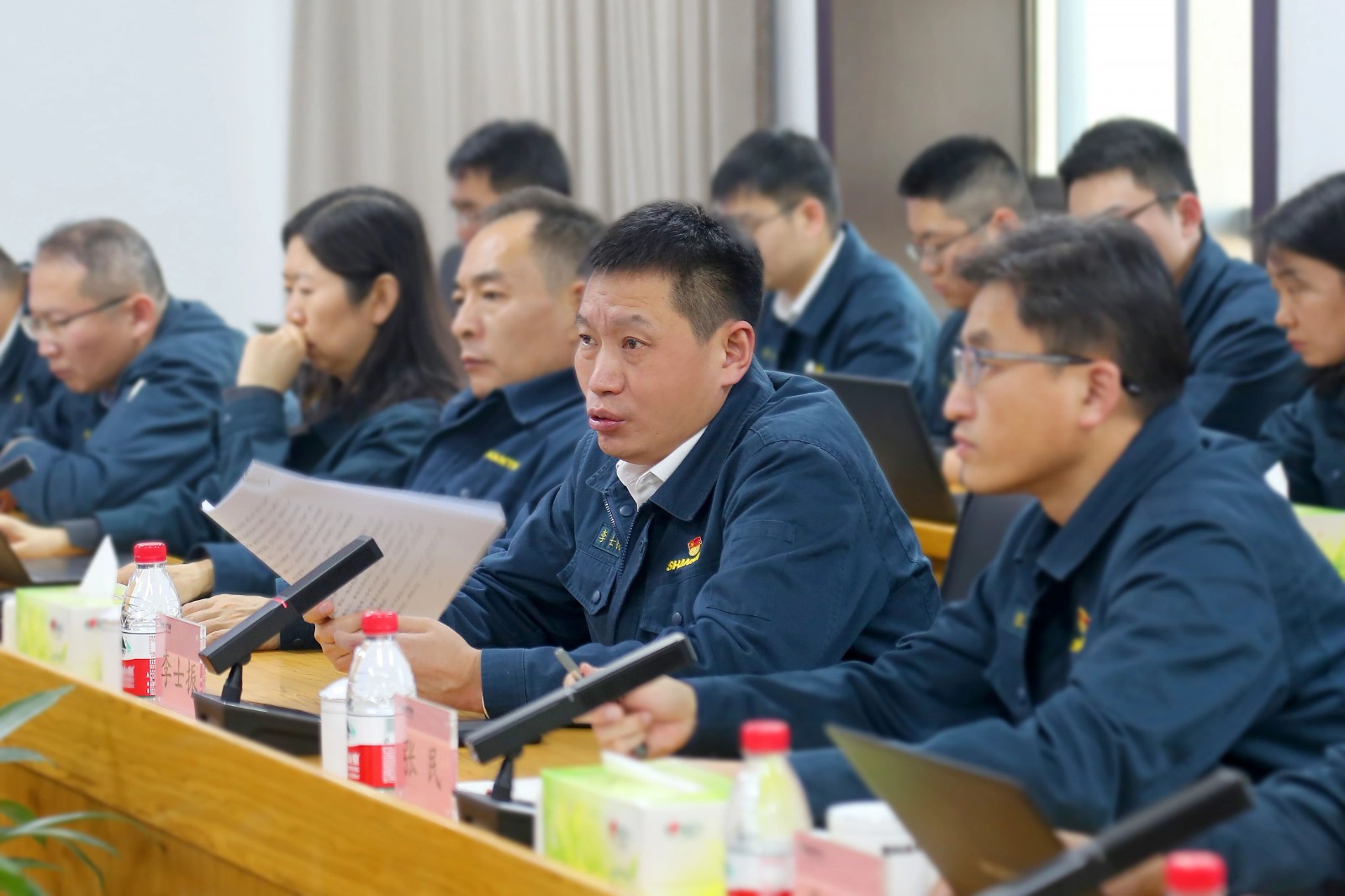 山推召開(kāi)黨政聯(lián)席擴(kuò)大會(huì)議